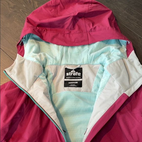 Strafe Ski Jacket - Picture 3 of 4